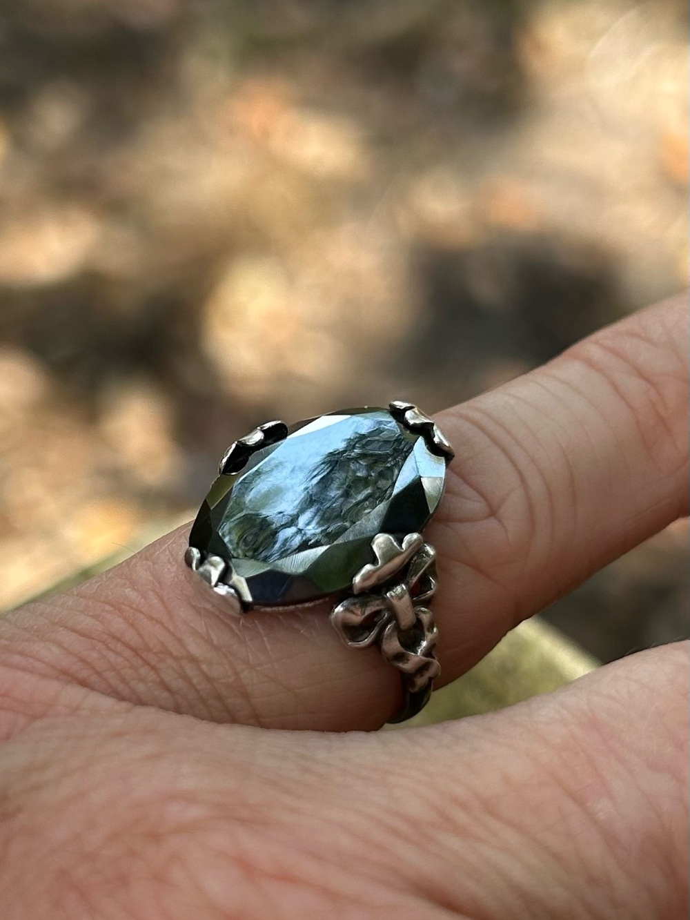 Clark and Coombs vintage hematite and sterling silver ring - size 5 1/2